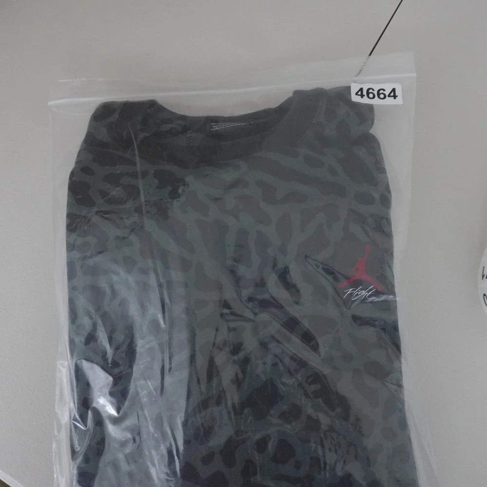 Jordan Flight Sweatshirt Mens M Green Elephant Print Crewneck Pullover